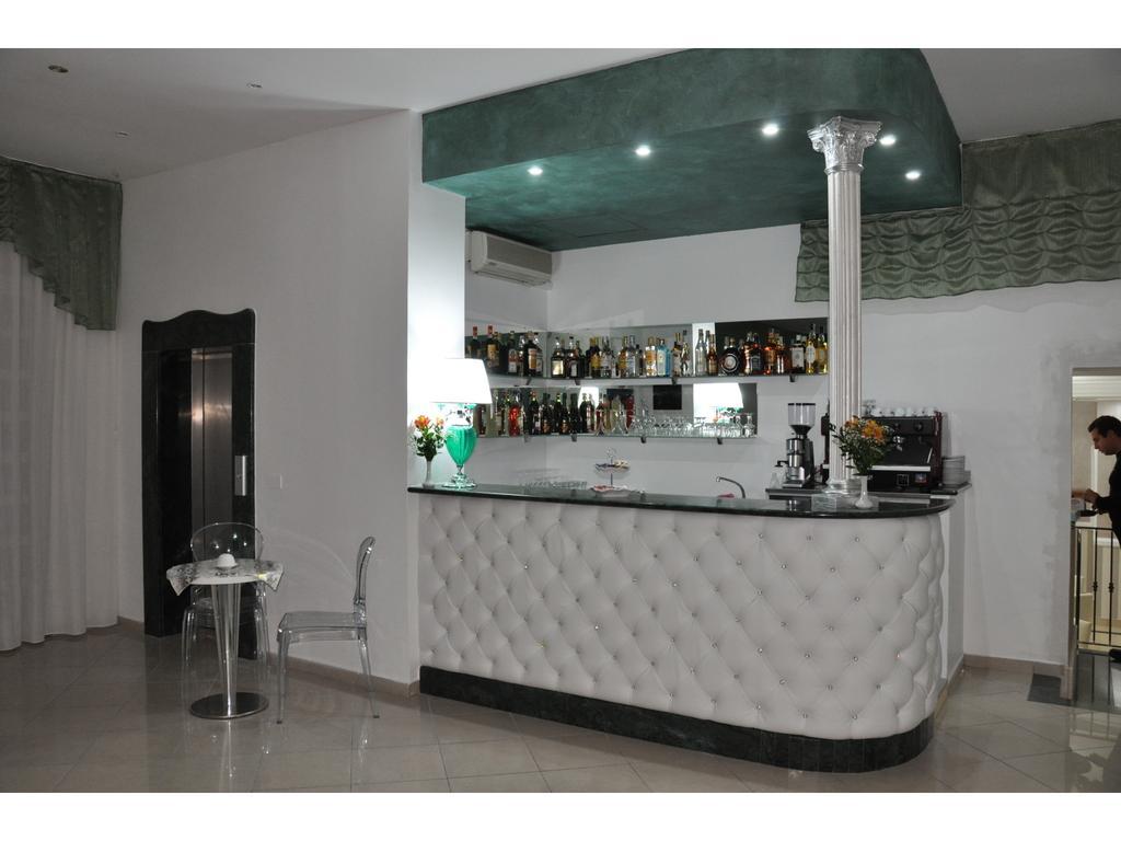 Hotel Inn Giardini Naxos Exterior foto